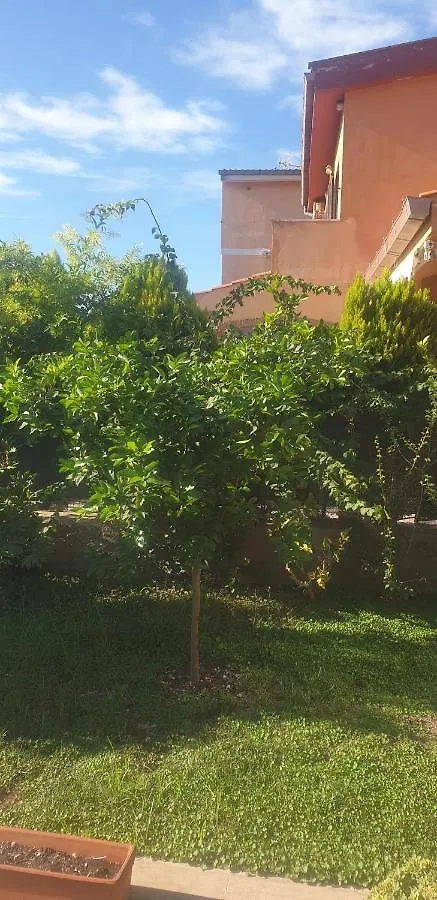 La Casetta Di Antonietta Fiumicino Apartment